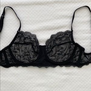 Gap Body Black Lacy Bra, 34C, Excellent Condition.